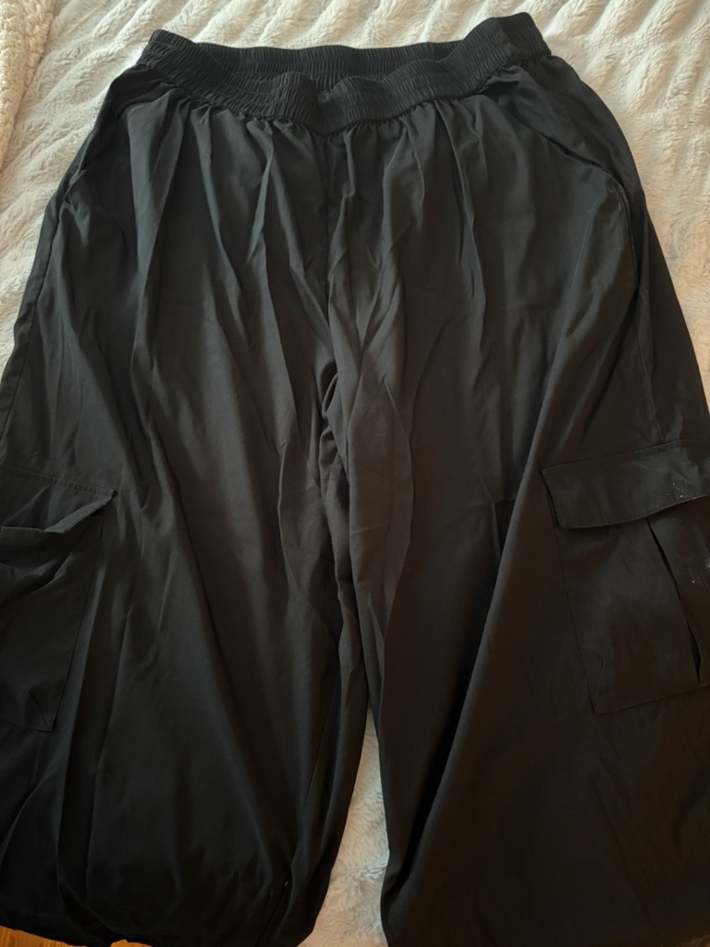 Universal Standard Black Cropped Cargo Pants